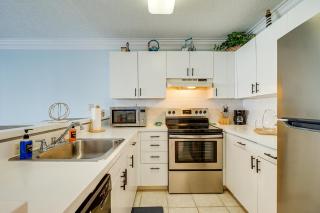 North Topsail Beach Vacation Rental with Pool Access - North Topsail Beach - 8