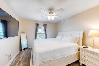 Islander Beach Resort unit 3009 - Fort Walton Beach - 2