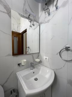 Sun and Sea Apartment Saranda - Saranda - 6