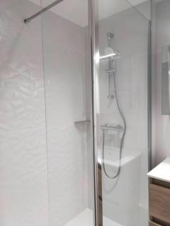 Apt les luges pour 4 à 6 pers vue vallée wifi - Besse-et-Saint-Anastaise - 3