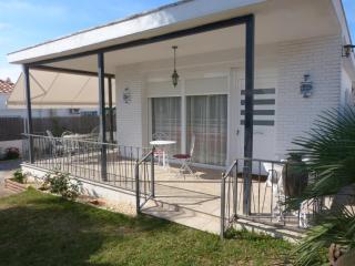 Exclusivo Chalet a Pie de Costa - 1