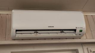 Hietala 120m2 paritalo 2kerroksessa, 1-8 henkilön LUXUS majoitus, Löhösohvat, iso terassi, Täydellinen keittiö, Kodink, laadukas sauna, Takka, Tv, wifi ja 500mb kuitunetti, kuivaava pesukone, netflix, 2wc, autokatos, avainboxi koodilla ja itsekirjaut 24h - Seinäjoki - 9