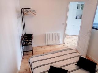 Appartement rénové, 1 chambre, 300m de la gare, près du centre de Granville - FR-1-361-479 - Granville - 4
