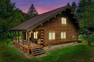 Coyote Fire Retreat - Evart - 0