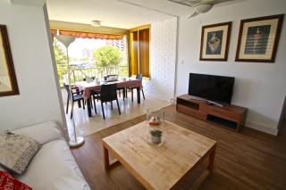 Apartamento con gran urbanización y piscina - Alicante - 1
