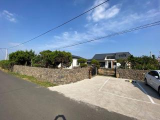 Miru House - 2