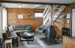 Amazing Home In Offersøy With Sauna - 7