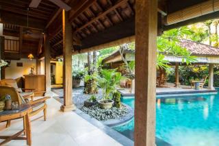Villa Oost Indies fully staffed luxury villa, walk to the beach Experience true Balinese style with all modern luxuries - Seminyak - 9