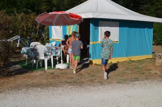 Camping La Venise Du Bocage - Nesmy - 9