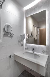 City Park Inn - Art Gallery - Plovdiv - 5