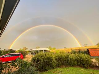 River Gardens Axedale Pet Friendly Farmstay B&B - 2