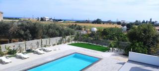 Kiti Village Villa, Cyprus, salt-water pool, 6 bedrooms, Larnaca - Kiti - 1
