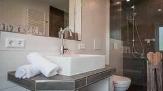 Weingut Erich Serwazi - 2