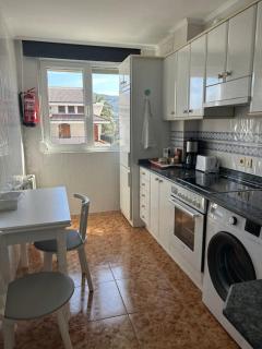 Playa de Berria -Apartamento con piscina y vistas al mar - Santoña - 1