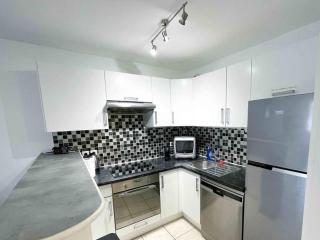 Modern one bedroom apartment in Cannes - 8