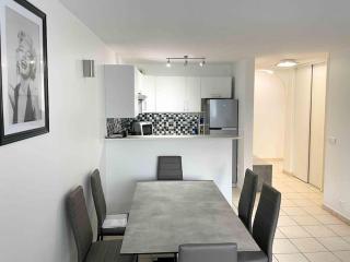 Modern one bedroom apartment in Cannes - 3