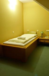 Hotel Unicornis - Eger - 5
