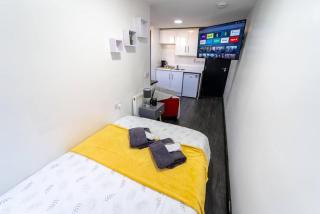 Modern cosy studio available - Birmingham - 1