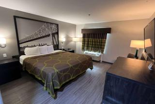 Super 8 by Wyndham Lake Charles/Sulphur - Lake Charles - 2