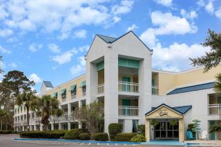 Hotel Carolina A Days Inn by Wyndham - Hilton Head Island - 0