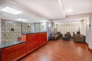 Days Inn by Wyndham Charlottesville/University Area - Charlottesville - 5
