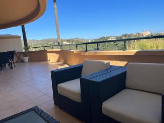 New refurnished Apartment Elviria Hills Marbella - Marbella - 3