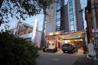 Stay RomanticTrip_Hostel - Gyeongju - 9