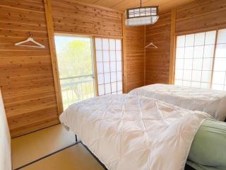 一棟まるっと温泉別荘 天井高7m 50インチ映画見放題 屋根付BBQ 街まで車7分 湯布院30分 アニメ聖地10分 - - 5