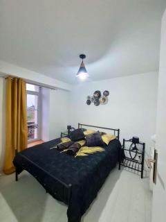 Appartement charmant à Rocroi / 70 m² / Parking inclus - Rocroi - 1