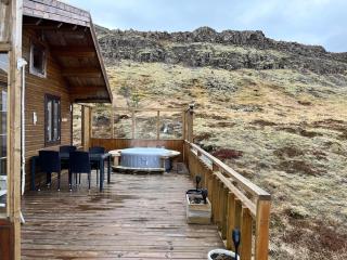 Icelandic Lake House - Akranes - 8