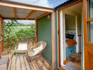 Hurdlemakers Hut - 8