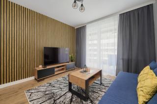 Apartment with 2 Bedrooms & Parking Wrocław by Noclegi Renters - Breslávia - 4