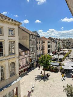 A1 Champagne Loft - 105 m2 6 personnes - Place de la République - Châlons en Champagne - Chalons en Champagne - 6