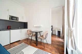 Niepce - Blue flat next to Avenue du Maine - Parijs - 2