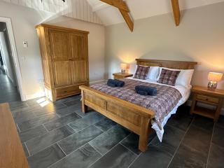 Beudy Howel - A beautiful converted barn close to the coast - Llansadurnen - 7