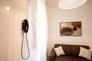 Xenia Apartments - Enjoy Porta Venezia in modern apt- 10 min from Duomo - Milan - 4