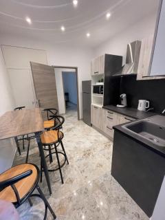 Appartement centre-ville - Alès - 5