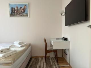 Apartament Bazyliańska - 100m do Metra "Bródno", 20 minut do centrum Warszawy - 1