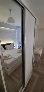 The Hill Apartment - Saranda - 3