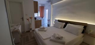 The Hill Apartment - Saranda - 2