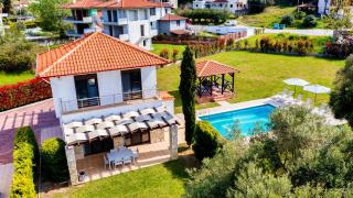Friday Mood by Diomedes Group - Pefkochori - 4