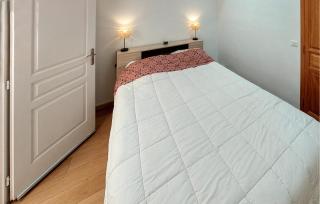 2 Bedroom Gorgeous Home In Royan - 1