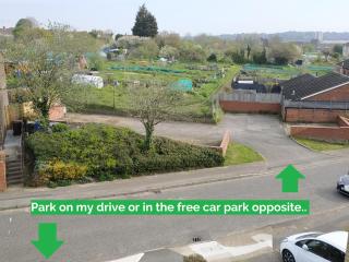 Town House Chantry - With Self Check In and Free Parking - Rooms at ipswichdigs - Ipswich - 4
