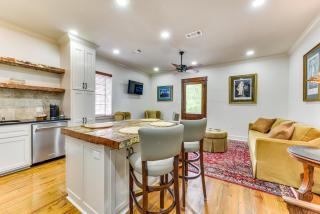 Charming Louisiana Getaway with Furnished Balcony! - New Roads - 3