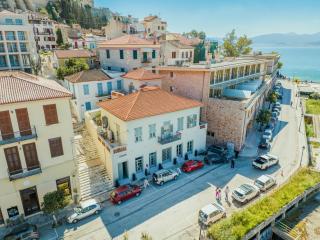 Impero Nafplio Hotel & Suites - Nafplio - 0