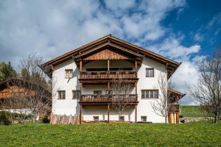 Biohof Maurer Apt Dorfblick - Laion - 7
