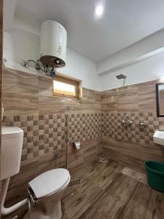 Yanglha Guest House - Leh - 1