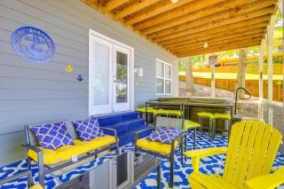 Lakefront Eatonton Getaway with Dock and Grill! - Resseaus Crossroads - 9