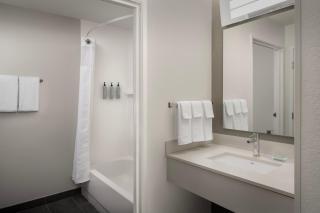 Courtyard by Marriott Dayton Beavercreek - 7