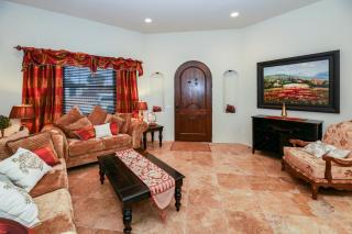 Tuscany on Tremont - Oceanside - 3